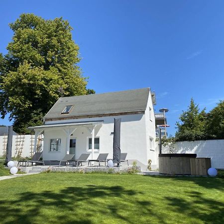 Villa Jenny - Ferienappartement 1 mit Meerblick Sassnitz Extérieur photo