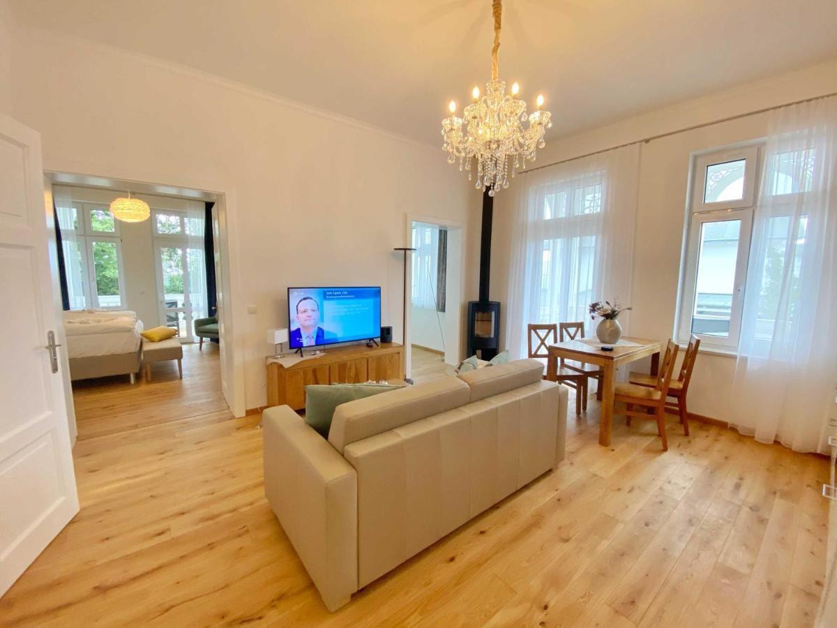 Villa Jenny - Ferienappartement 1 mit Meerblick Sassnitz Extérieur photo